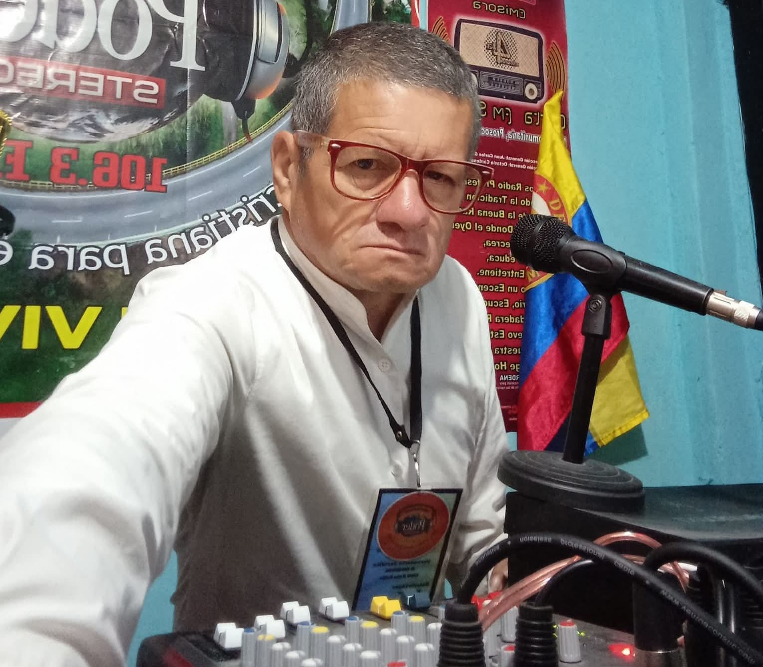 EL SR DIRECTOR.